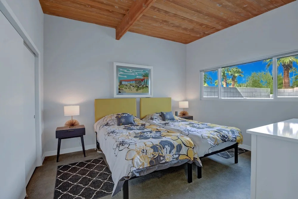 Meiselman Home 3 Bedrooms 2 Bathrooms Home