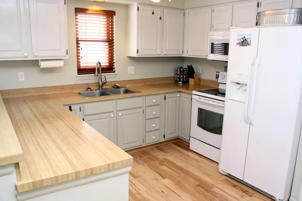 Victorian Gables G By Peak Property Management