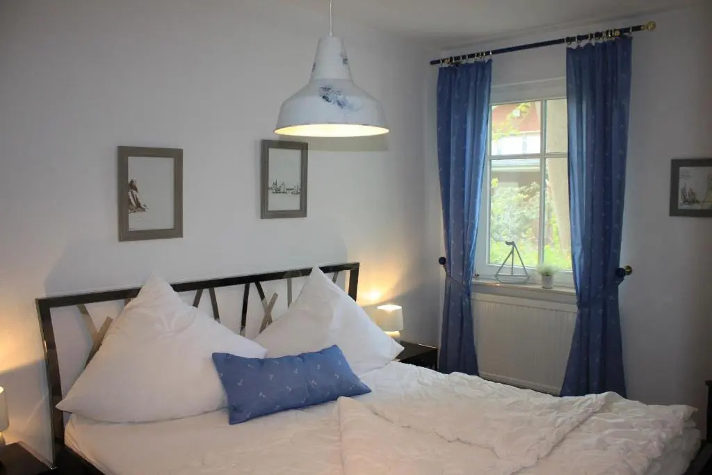 Alte Reihe 9 Wohnung 1