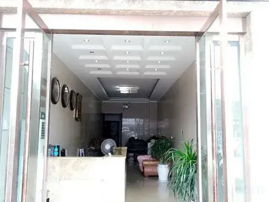 Huilong Express Hotel (Lingbi South Station Branch)