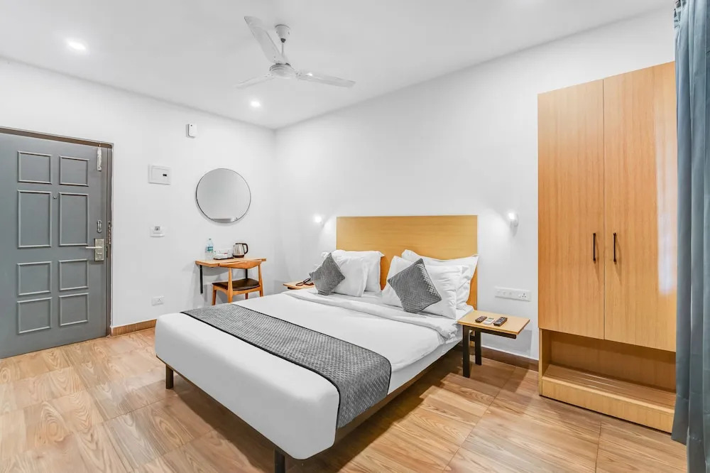 Rohaan Inn - UPAR Hotels Ashok Nagar