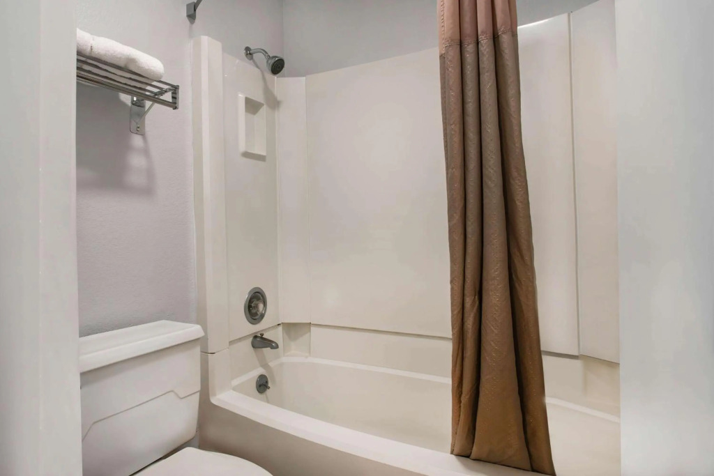 Motel 6-Gresham, OR - Portland