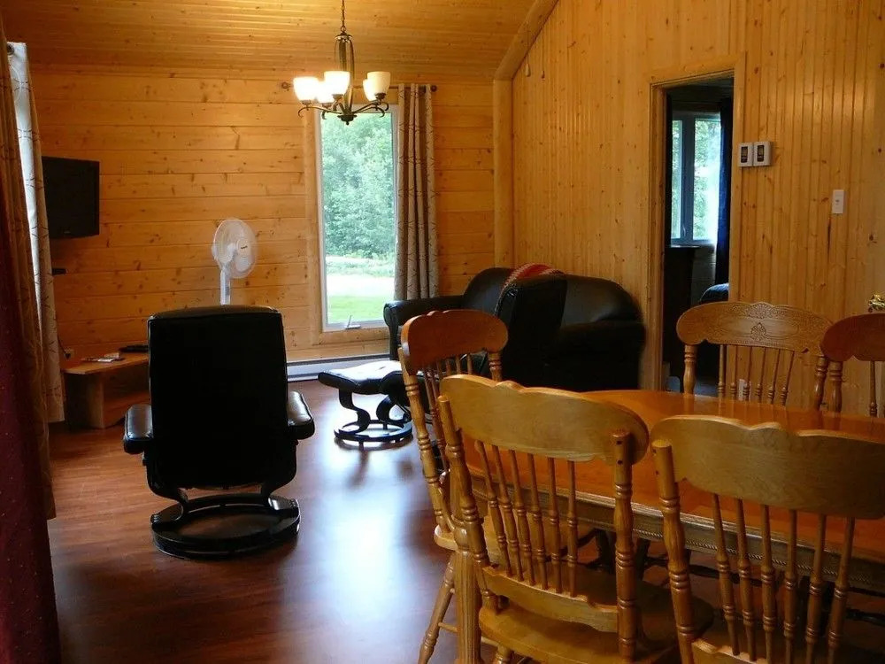 Chalets et Spa Lac Saint-Jean