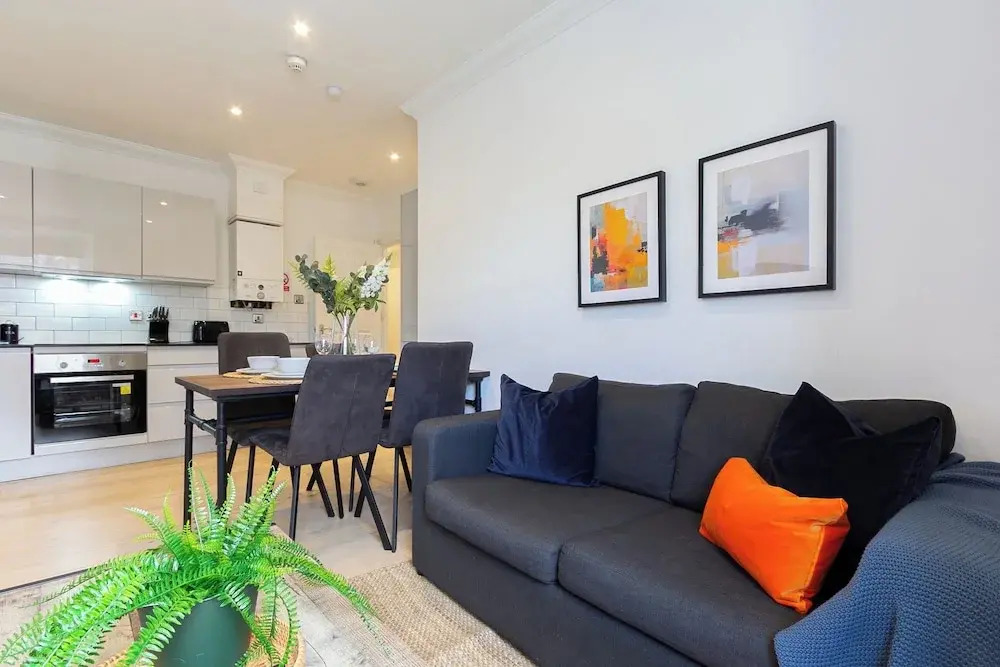 Brighton/2bedroomflat/modern/tv/wifi