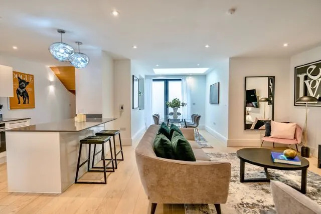 Be London - The Lincolns Inn Residences