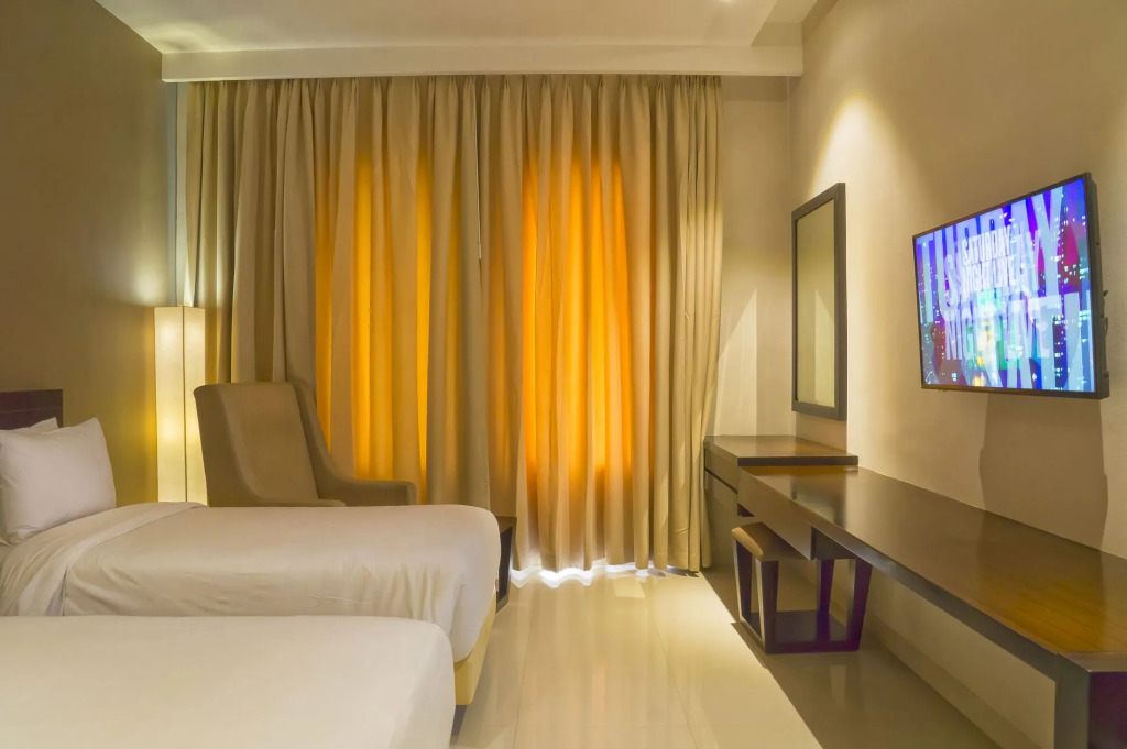 Grand Arjuna Hotel