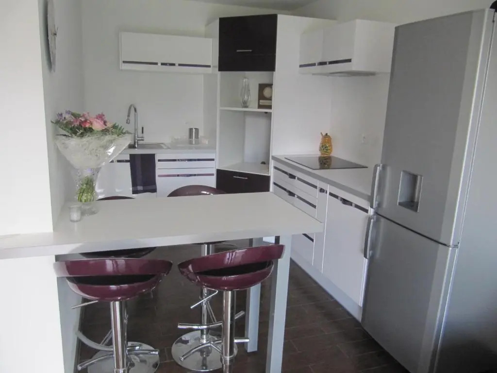 F2 Rez de Jardin (Adults Only)