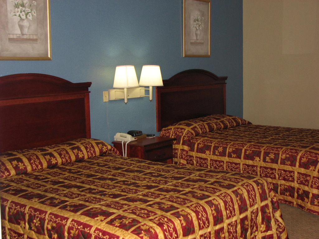 Budget Inn
