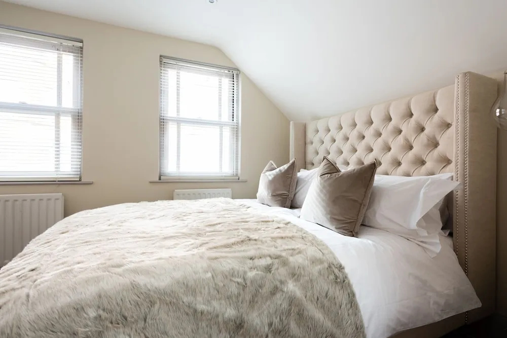 The Luxe Chelsea Townhouse
