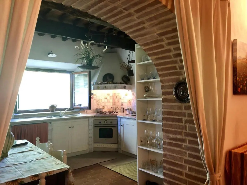 TOSCANA TOUR - Haus Malerin mit Meerblick eingezäuntem Garten