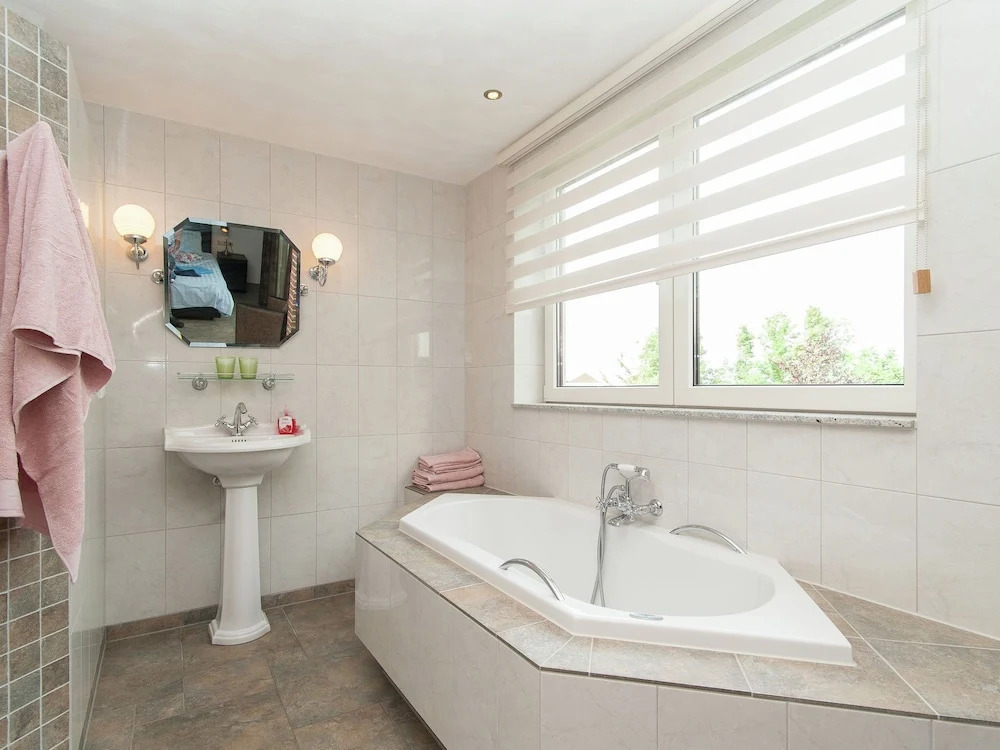 Spacious Villa in Akersloot North Holland with Sauna