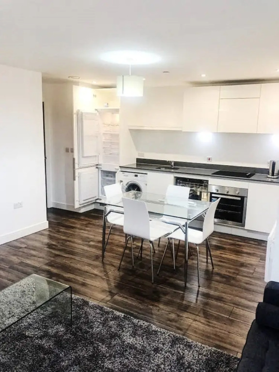 City Apartment With Gym on Broad street