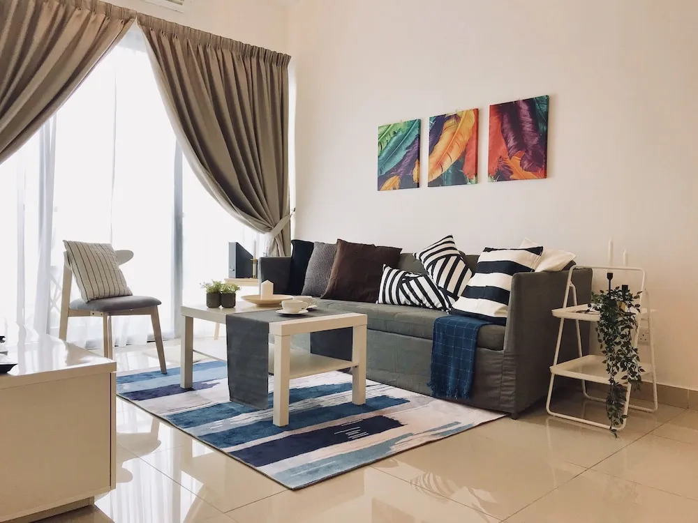 SkyVilla D'island Puchong by BeeStay