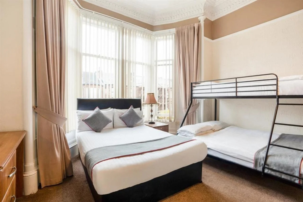 Onslow Guest house