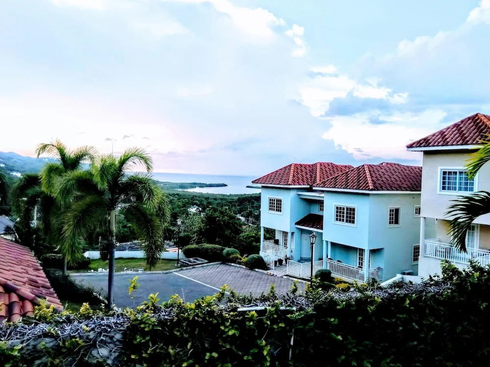 Meharee Homestay Montego Bay