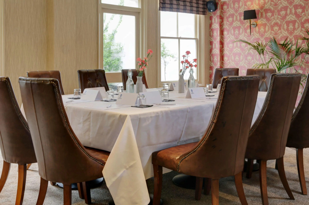 Uno Hotel Rose and Crown Tonbridge