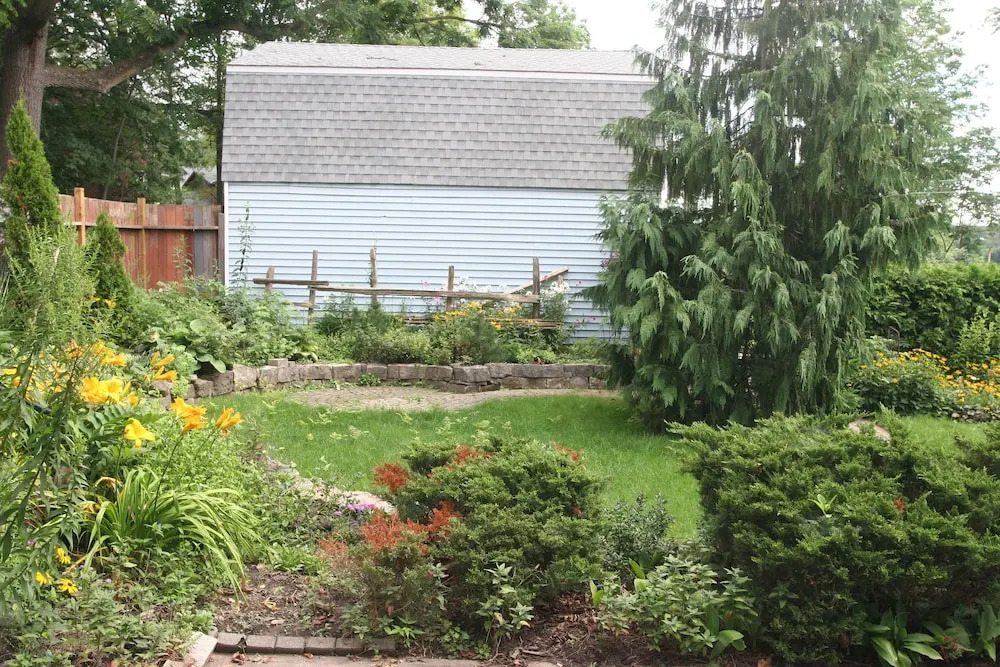 Historic Prentice House on John St.