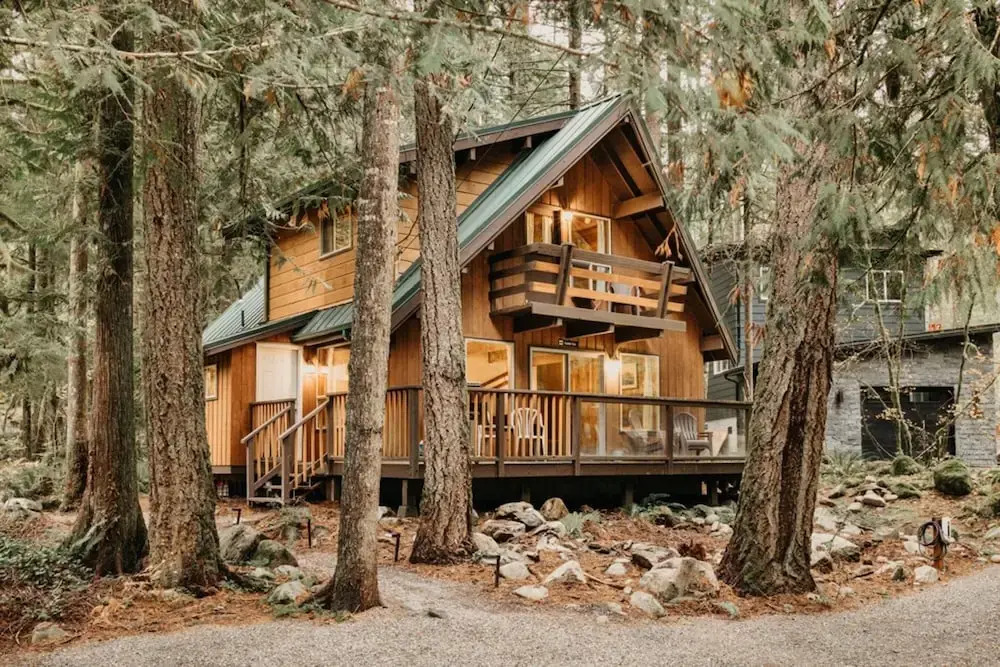 Glacier Springs Cabin 27 - A Private 2-story Pet-friendly Cabin Now With Wifi