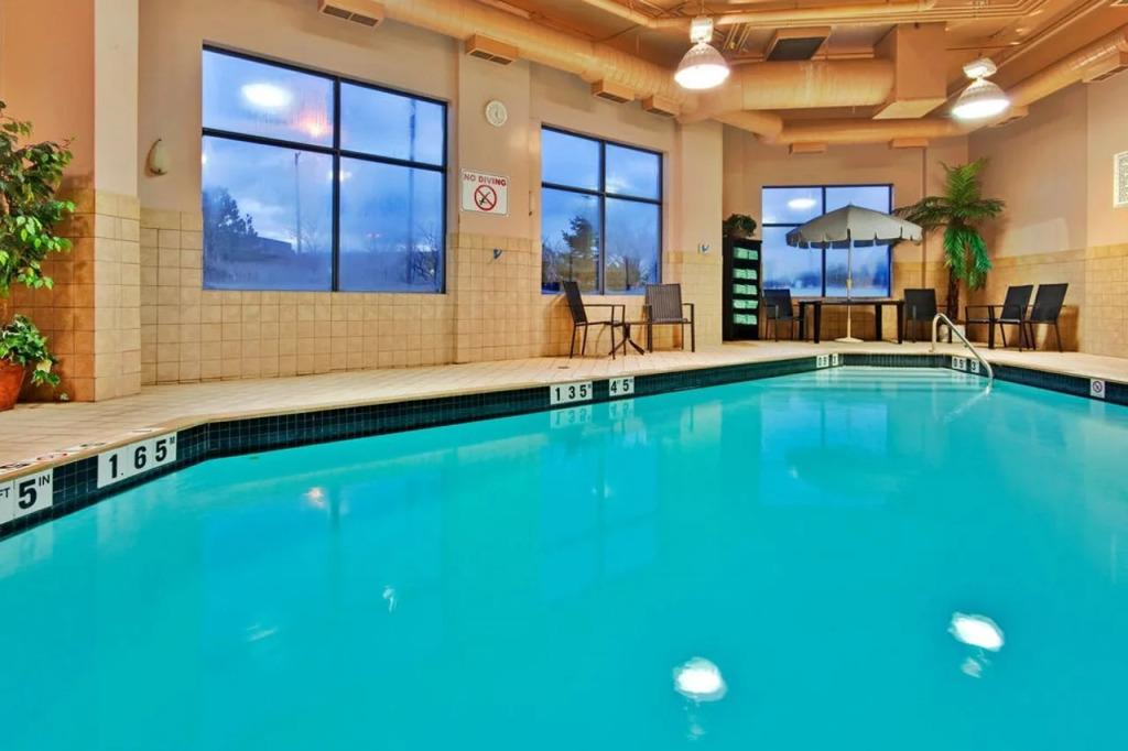 Holiday Inn & Suites Mississauga West - Meadowvale by IHG