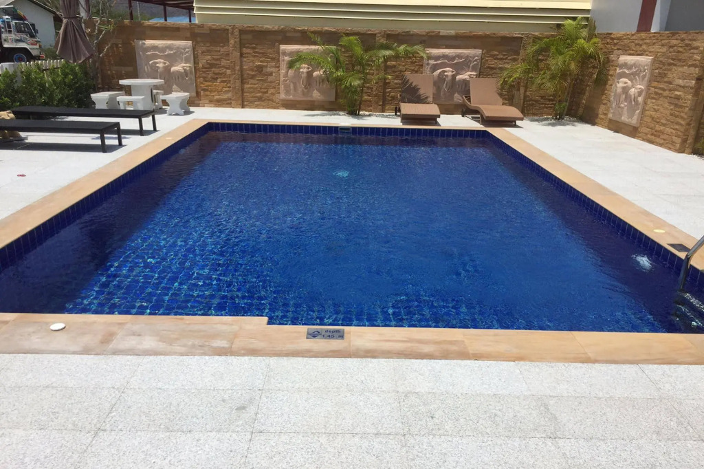 Laong Residence