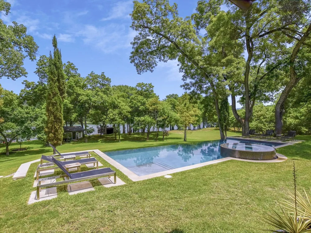 The Arrive Sapphire - 6 Br Home