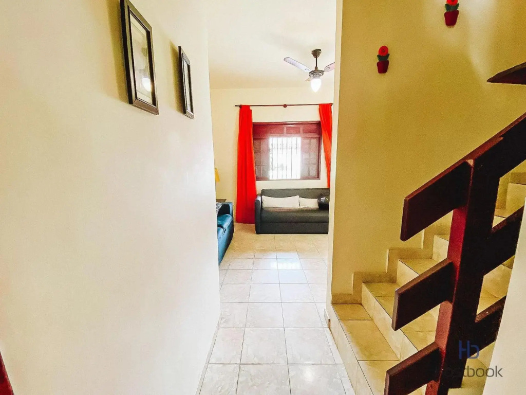 Casa a 300 metros da praia do Centro - WIFI 200MB - Netflix - 2 Quartos - Cozinha equipada - Churrasqueira - Pet friendly - Quintal