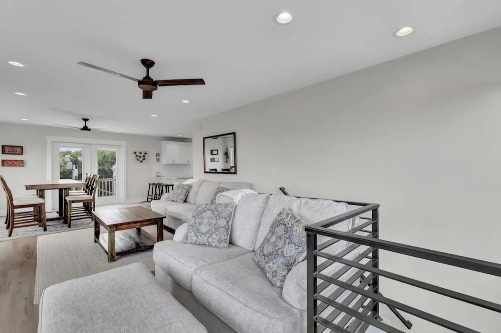 Oceanwatch Cottage by Topsail Realty
