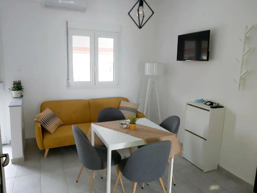 Perla Sea View Apartments