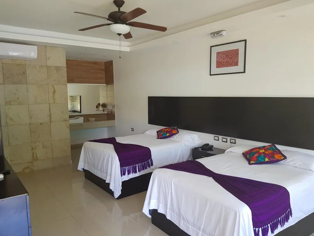 Yolonam inn