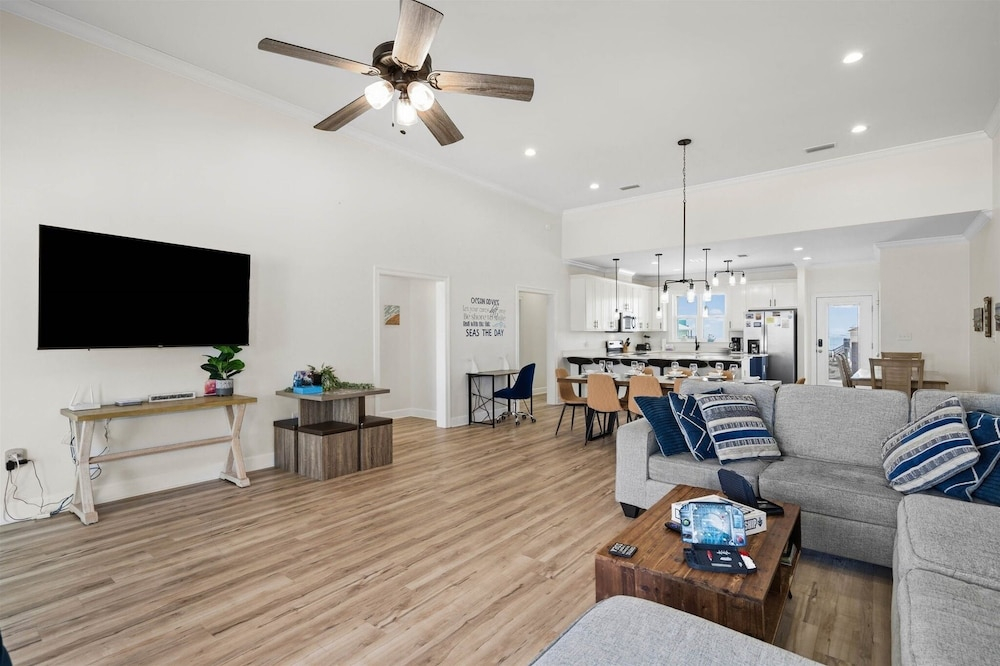 Seas The Day - 2830 Bienville Blvd 5 Bedroom Home