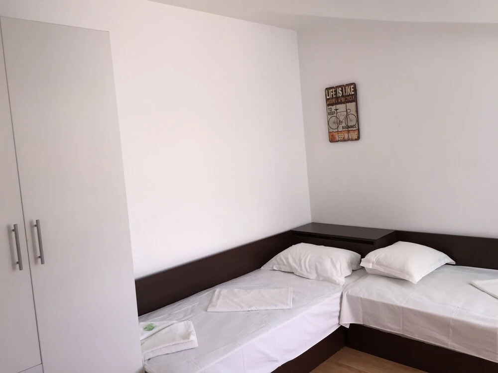 Maisonette Picadilly