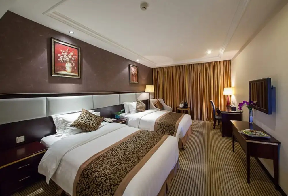 Very Nice Hotel