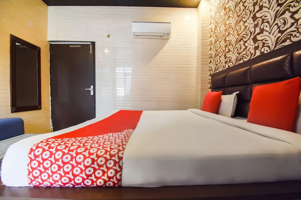 OYO 4430 Hotel Holy city