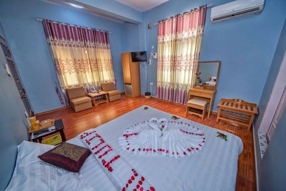 Royal Tulip Hotel