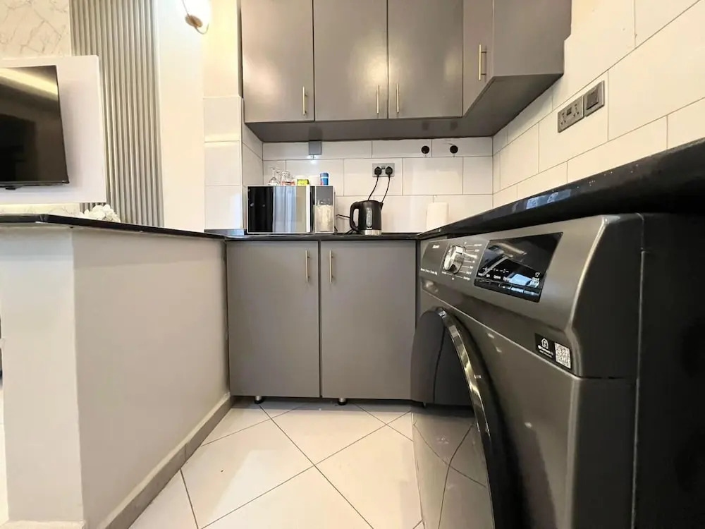 Livluxe Apartments 1