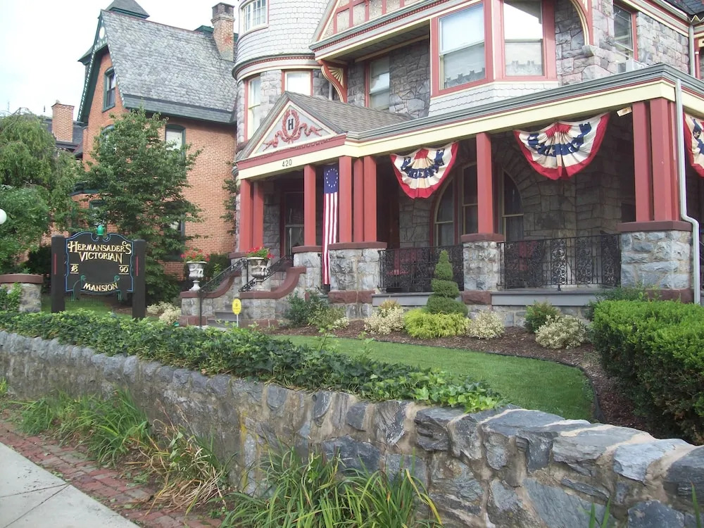 Hermansader's Victorian Mansion