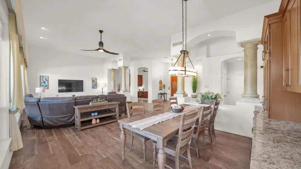 Casa Soleil 3 Bedroom Home by RedAwning