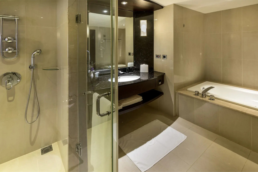 Grand Forward Hotel