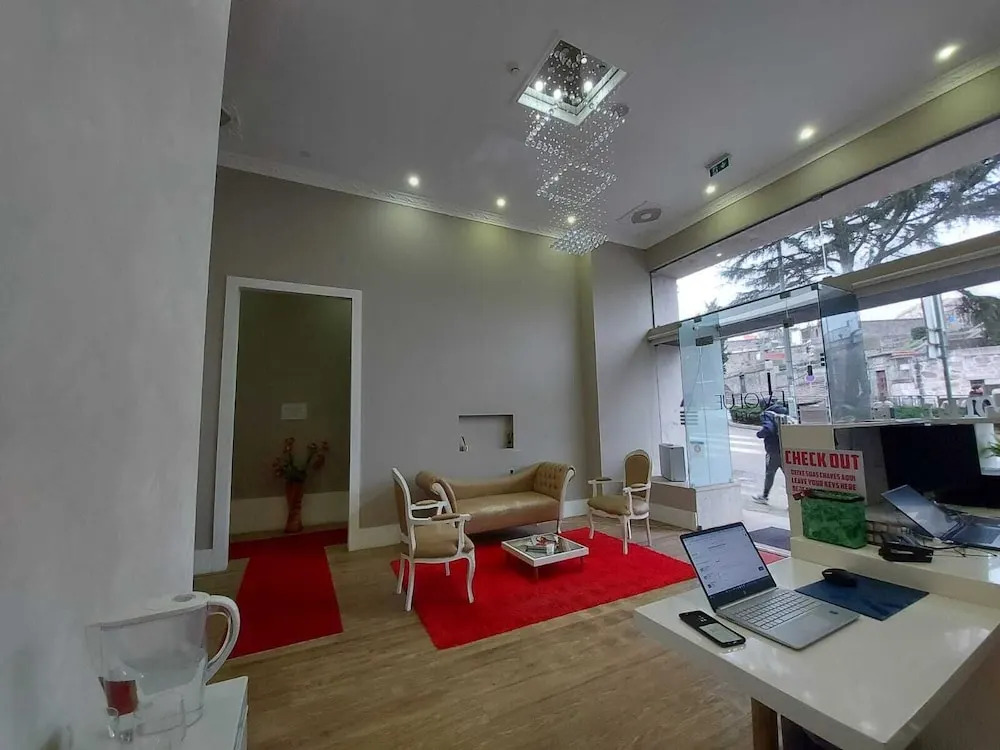 Evolue Hotel