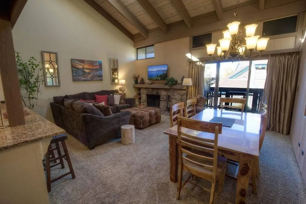 Our Happy Place 3 Bedroom Home by RedAwning