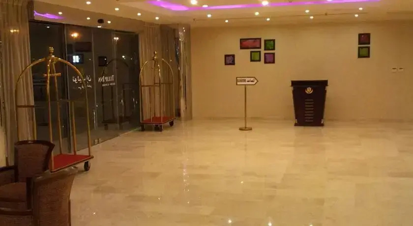 Tulip Inn Sea View