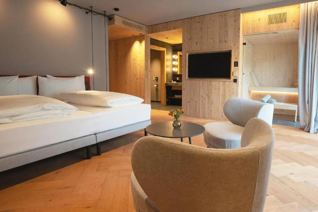 La Tambra - Hotel Lodge