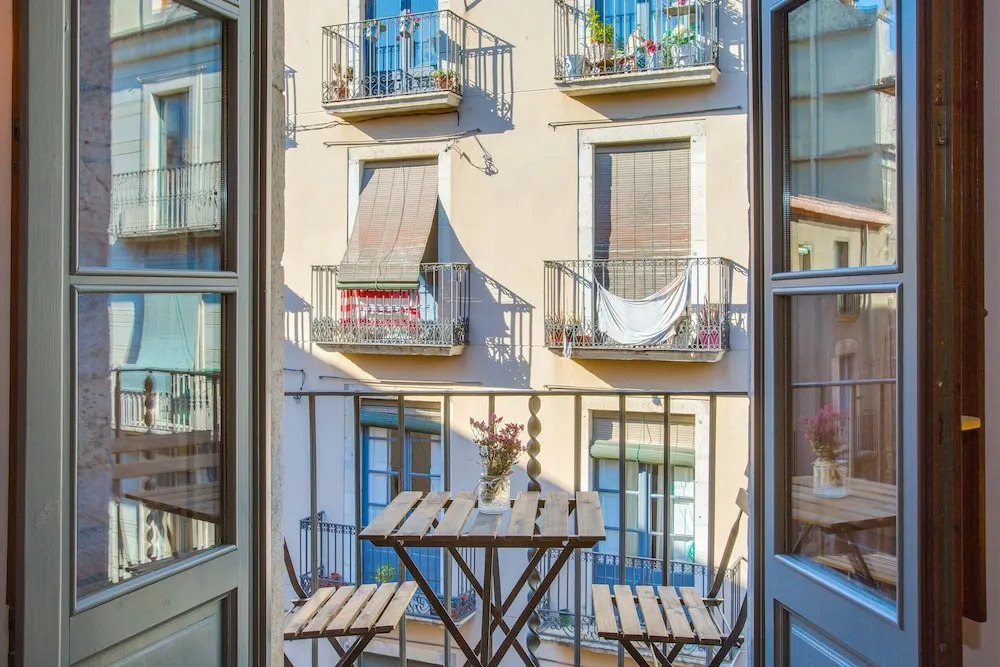 Flateli Apartamento Cort Reial 2
