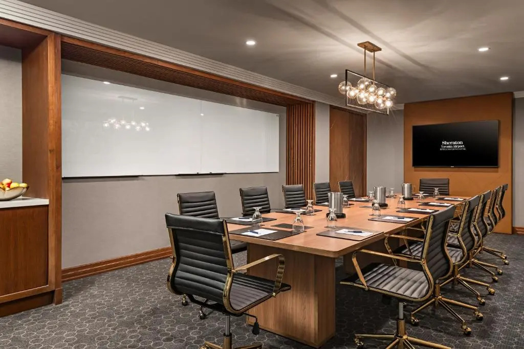 Sheraton Toronto Airport Hotel & Conference Centre