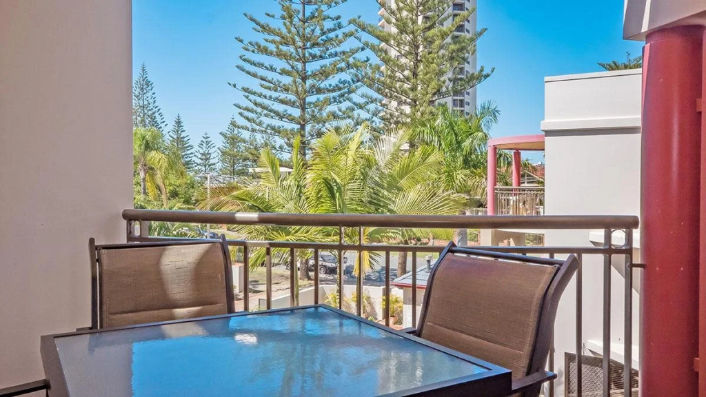 Burleigh on the Beach