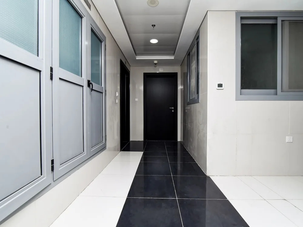 OYO 145 Home Marina View Apartment