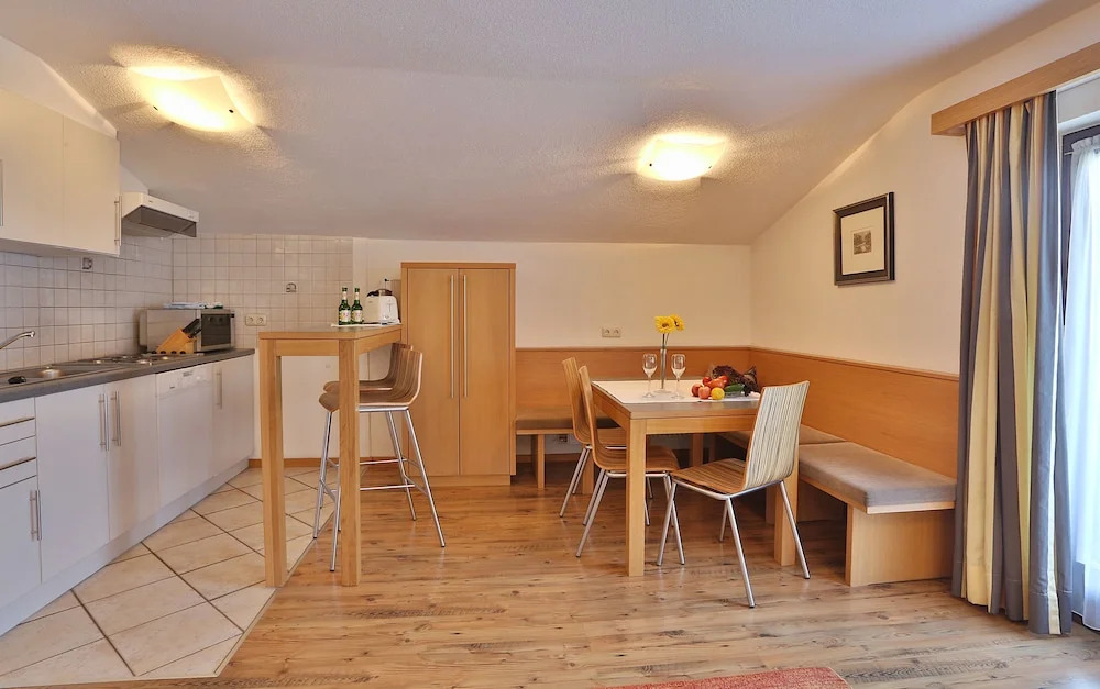 Apartmenthaus JÖRG, im SOMMER inklusive Super-Sommer-Card