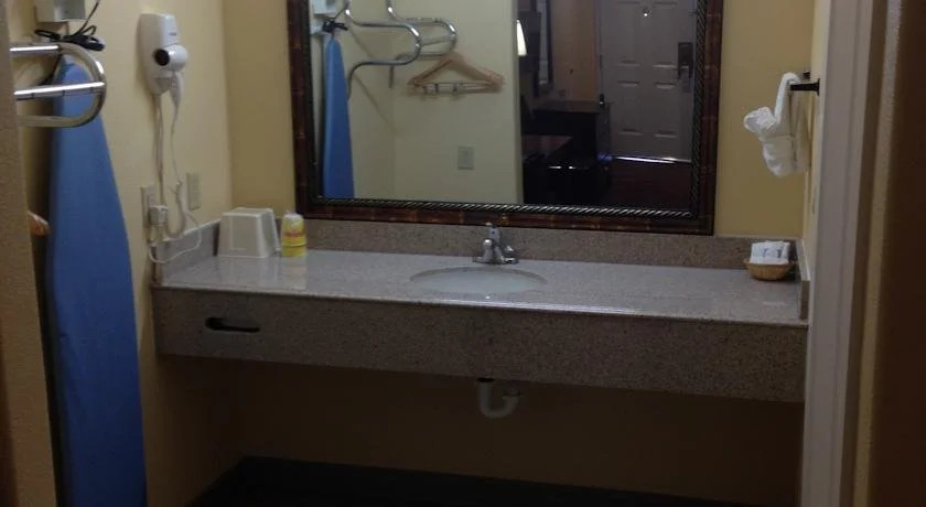 Executive Inn