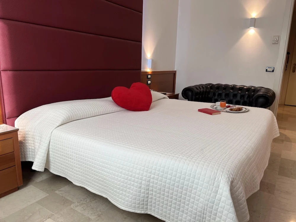Venice Hotel con Colonnine Elettriche