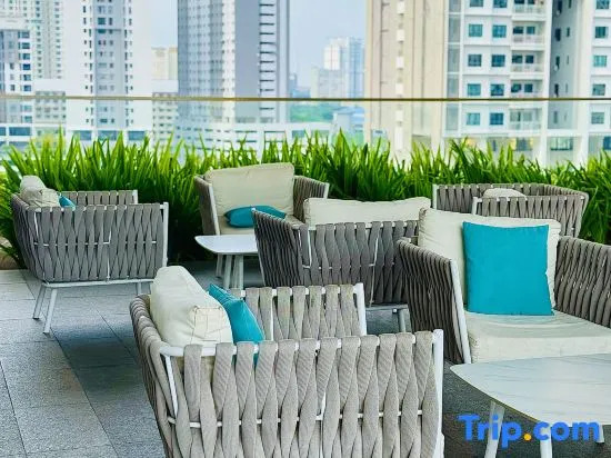Jac Urban Suites Luxury & Premium Staycation 10pax